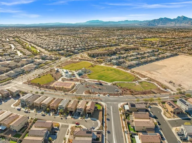 $499,999 | 3747 Berenices Avenue, North Las Vegas, NV 89084