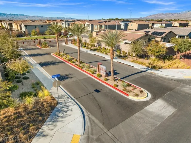 $499,999 | 3747 Berenices Avenue, North Las Vegas, NV 89084