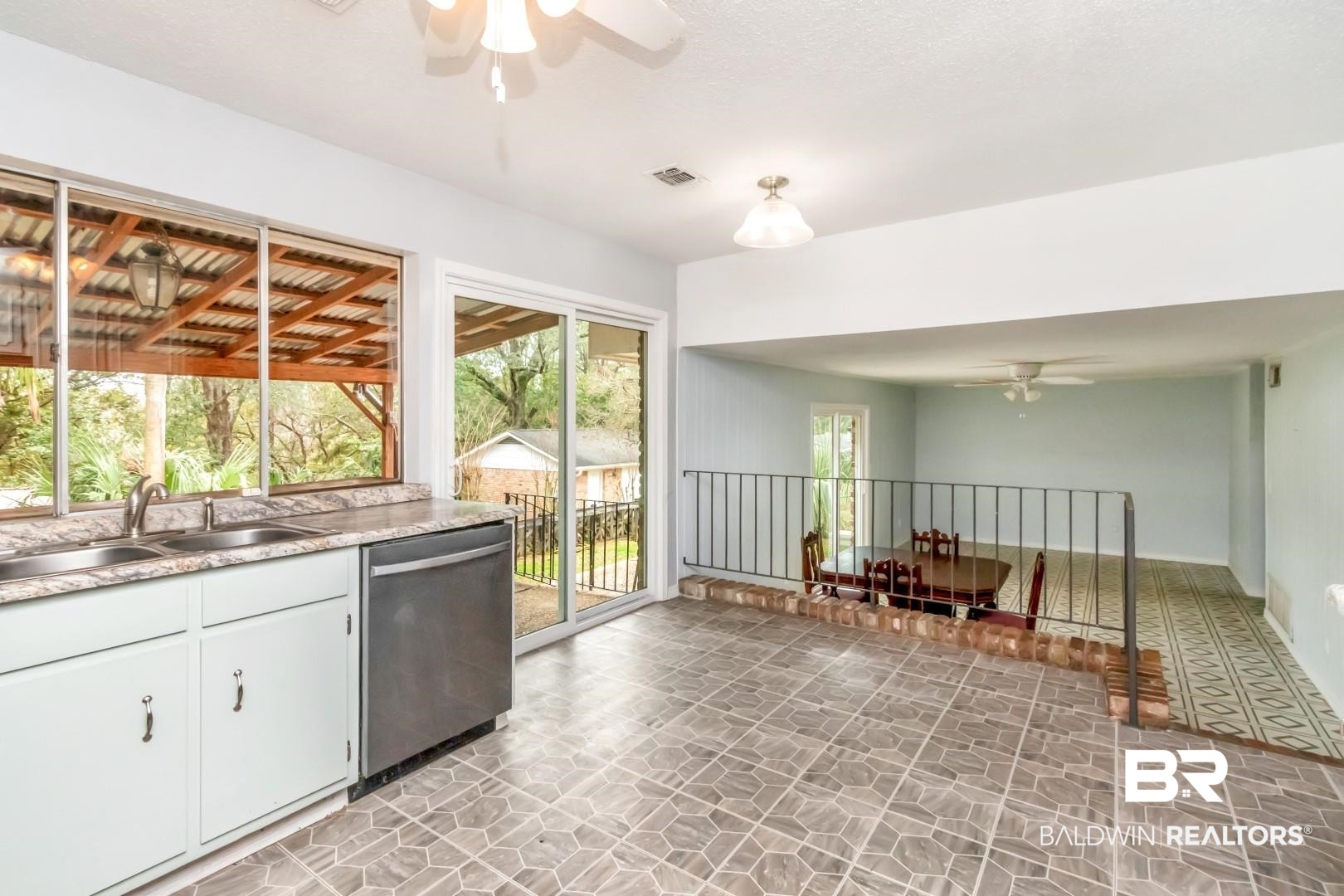 4653 Fireside Way Mobile, AL 36609 - Photo 11 of 25