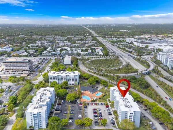 $190,000 | 9001 Southwest 77th Avenue, Unit C805, Miami, FL 33156
