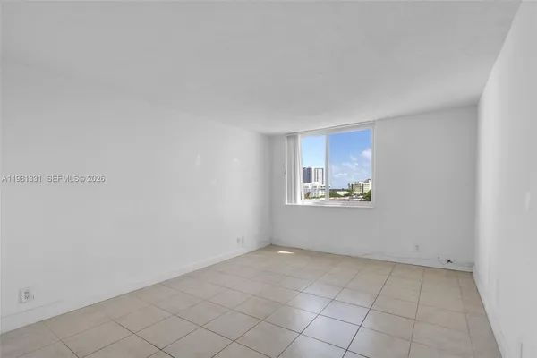 $190,000 | 9001 Southwest 77th Avenue, Unit C805, Miami, FL 33156