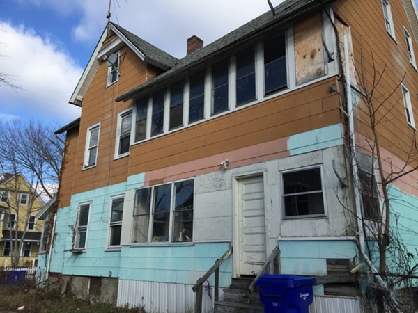 49 Lexington Street Springfield, MA 01107 - Photo 2 of 5 Gallery Image 2