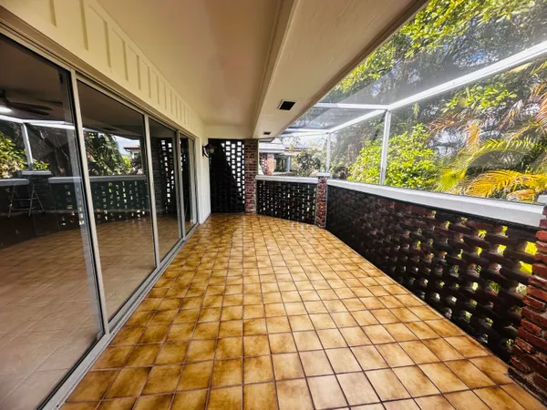 $2,500 | 423 Pine Tree Court, Unit 23, Atlantis, FL 33462