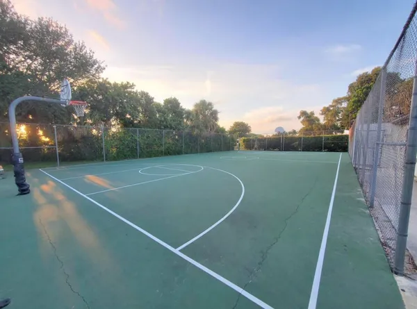 $2,500 | 423 Pine Tree Court, Unit 23, Atlantis, FL 33462