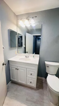 $2,500 | 423 Pine Tree Court, Unit 23, Atlantis, FL 33462