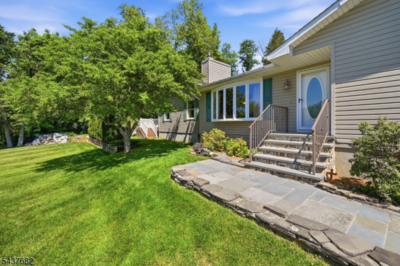 278 Decker Pond Road Andover, NJ 07821 - Photo 7 of 35