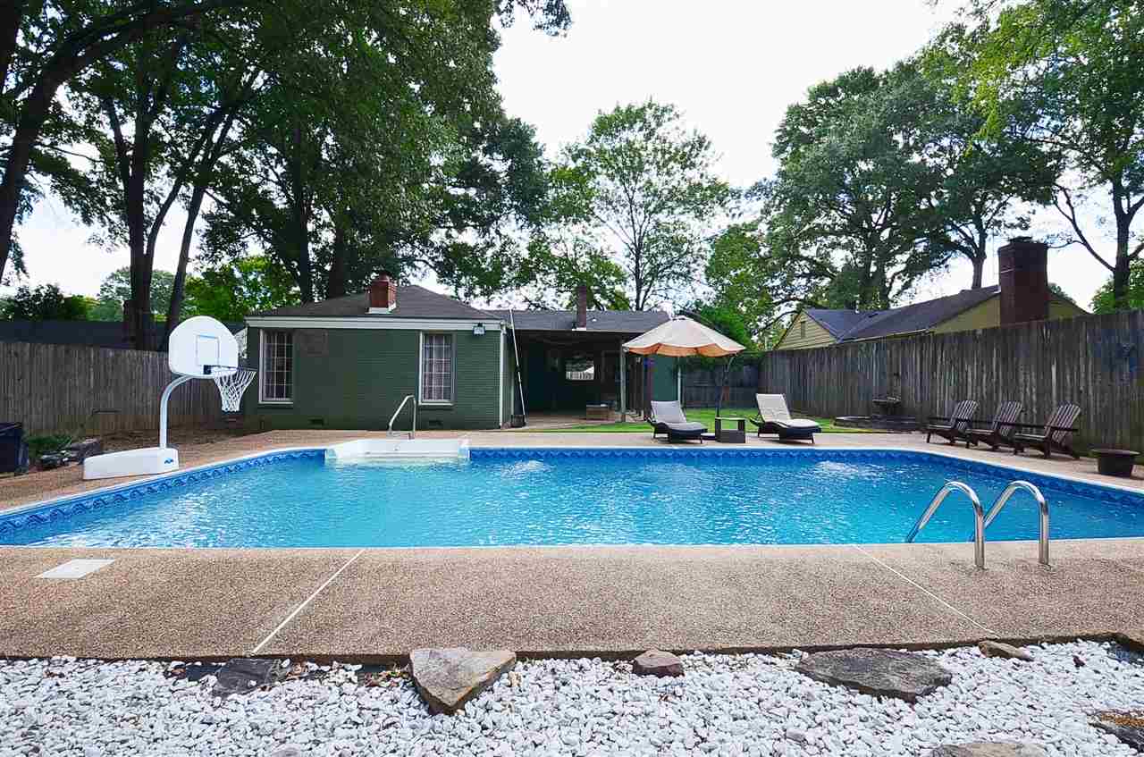 1063 Colonial Road Memphis, TN 38117 - Photo 21 of 25