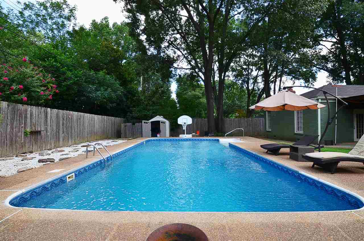 1063 Colonial Road Memphis, TN 38117 - Photo 23 of 25