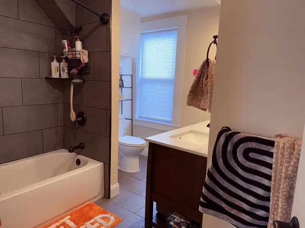 $1,180,000 | 6-8 Chase Street, Burlington, VT 05401
