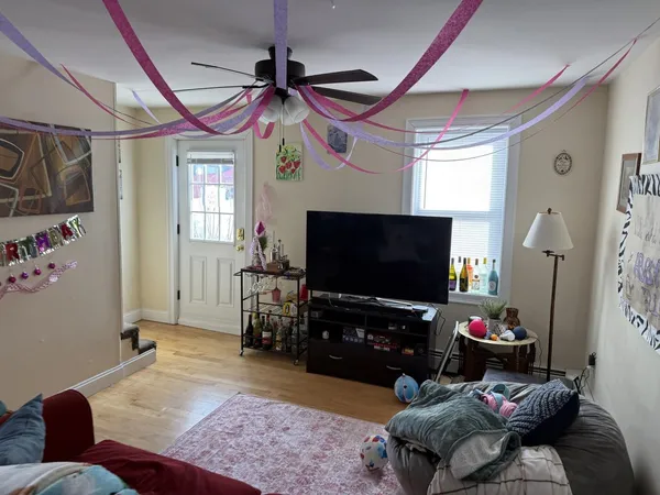 $1,180,000 | 6-8 Chase Street, Burlington, VT 05401