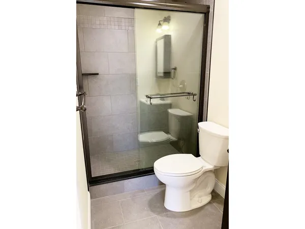 $1,265,000 | 6-8 Chase Street, Burlington, VT 05401