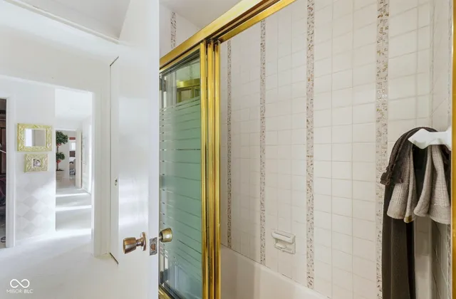 $699,999 | 7220 North Illinois Street, Indianapolis, IN 46260