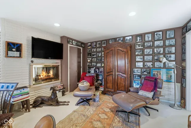 $699,999 | 7220 North Illinois Street, Indianapolis, IN 46260