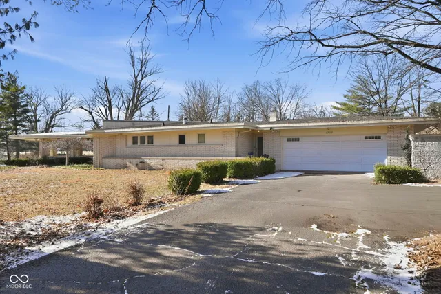 $699,999 | 7220 North Illinois Street, Indianapolis, IN 46260