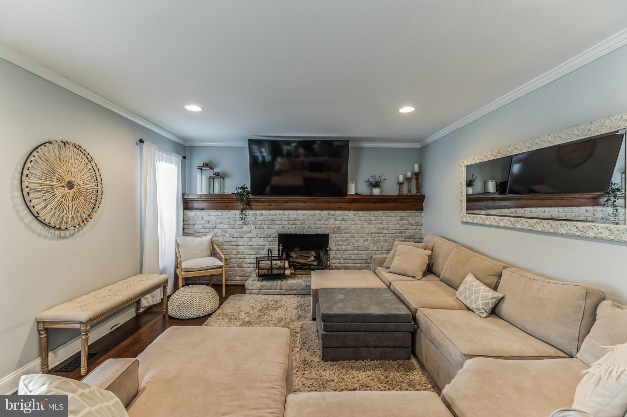 44 Pelham Road Marlton, NJ 08053 - Photo 17 of 35 Family room with fireplace