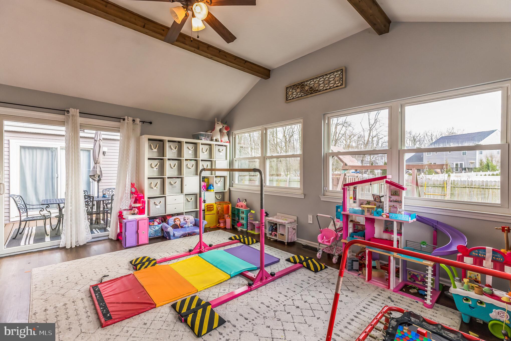 44 Pelham Road Marlton, NJ 08053 - Photo 21 of 35 Sun/Florida room, sliding doors to deck