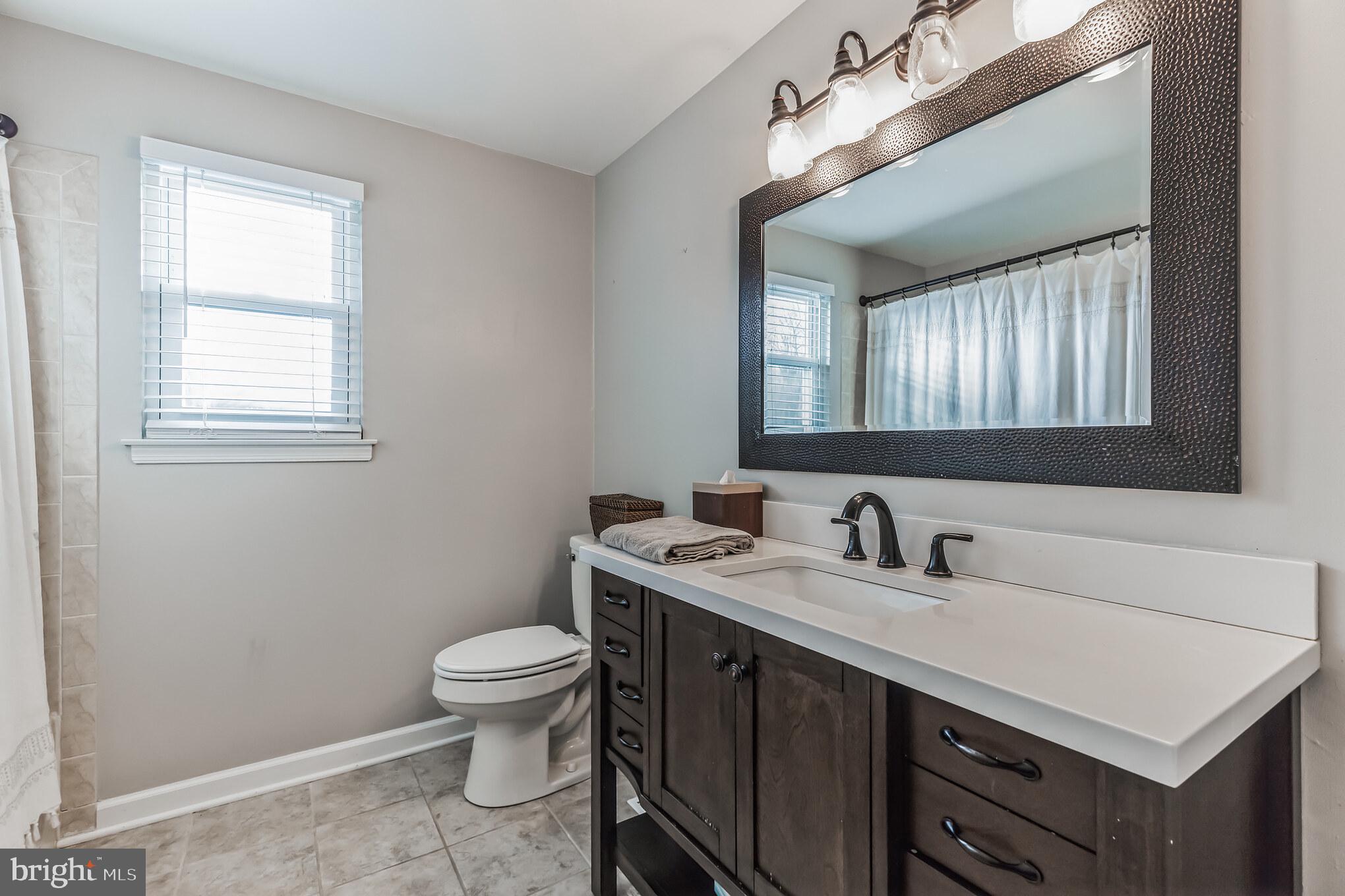 44 Pelham Road Marlton, NJ 08053 - Photo 28 of 35 Hall bathroom