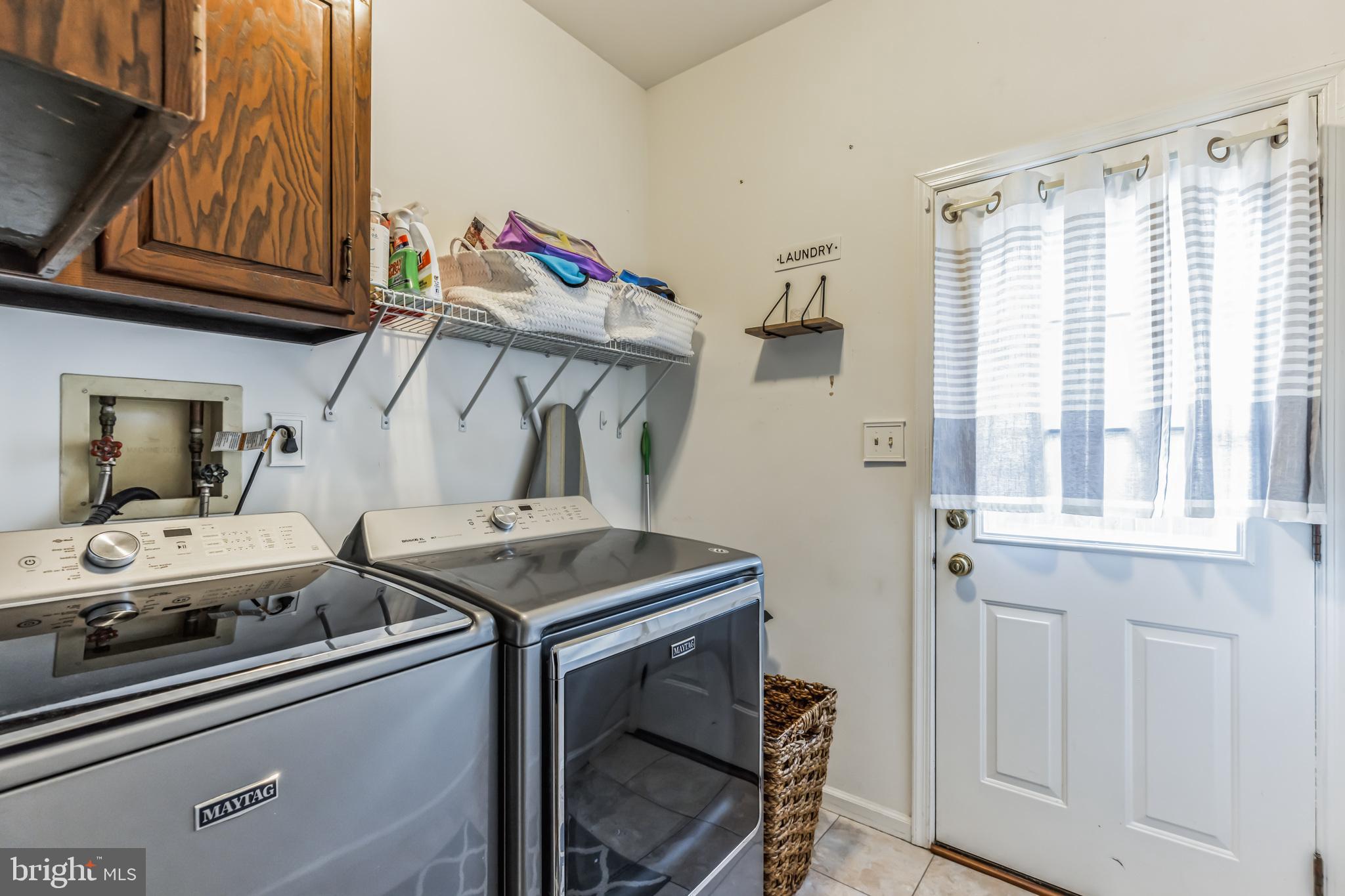 44 Pelham Road Marlton, NJ 08053 - Photo 31 of 35 Main floor Laundry/mud room with exterior door
