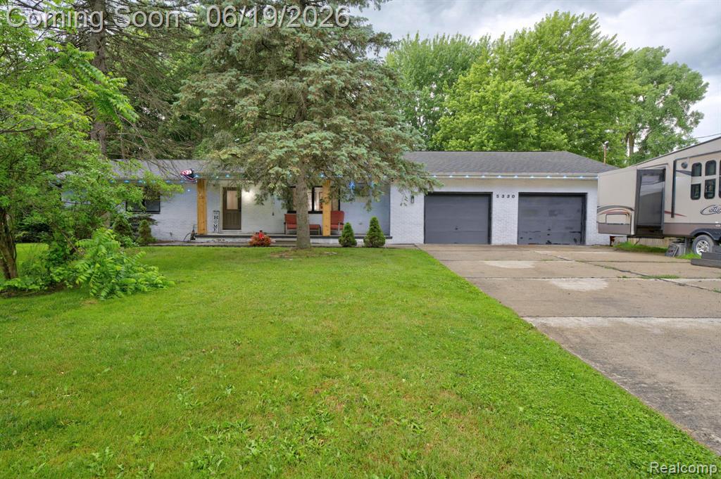 5330 Sheridan Road Saginaw, MI 48601 - Photo 4 of 50
