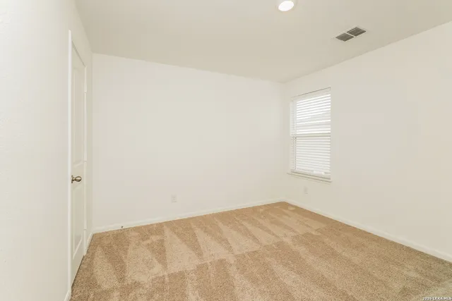 $2,230 | 810 Shady Brook, New Braunfels, TX 78132