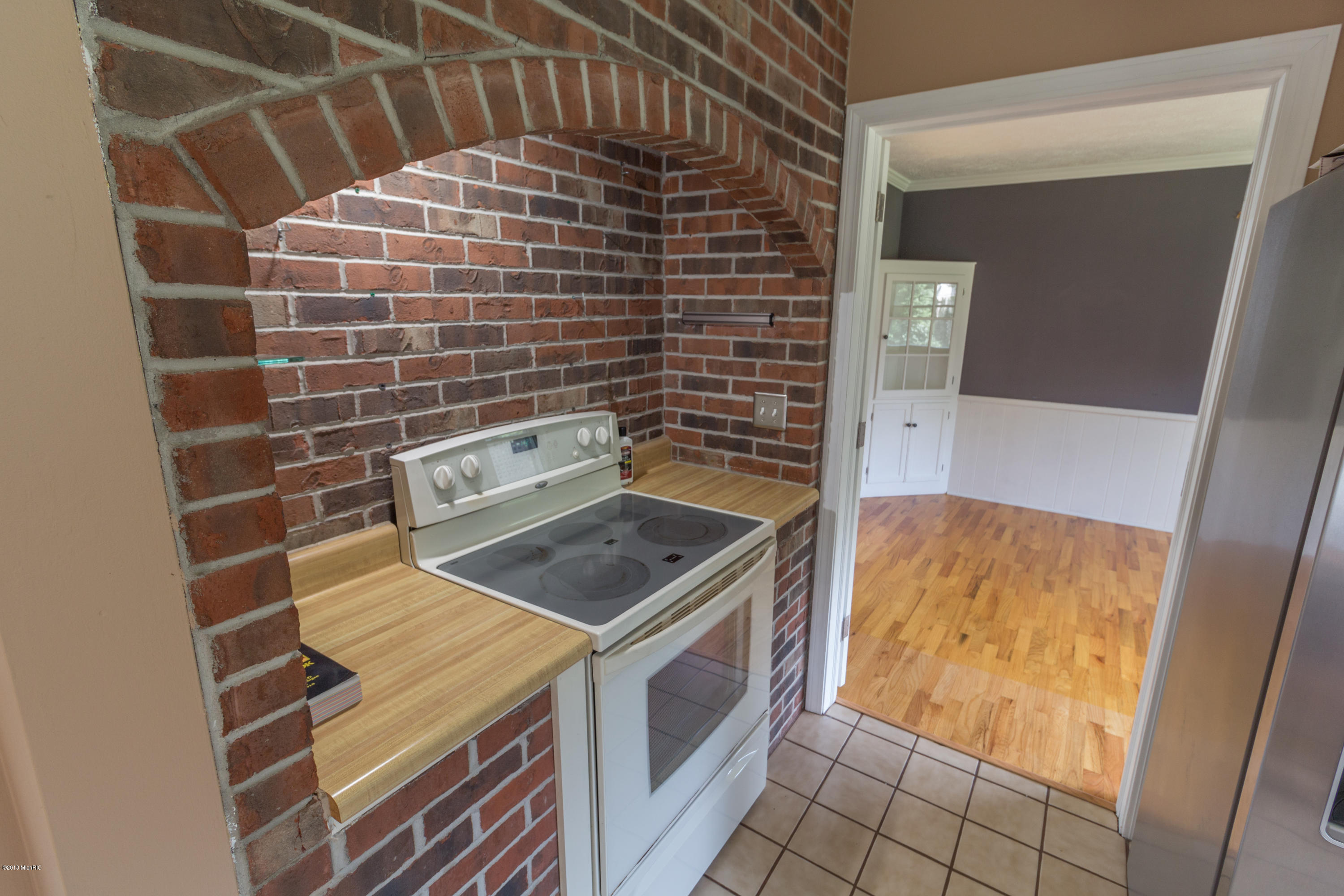 1856 Cranbrook Road St. Joseph, MI 49085 - Photo 5 of 17 5