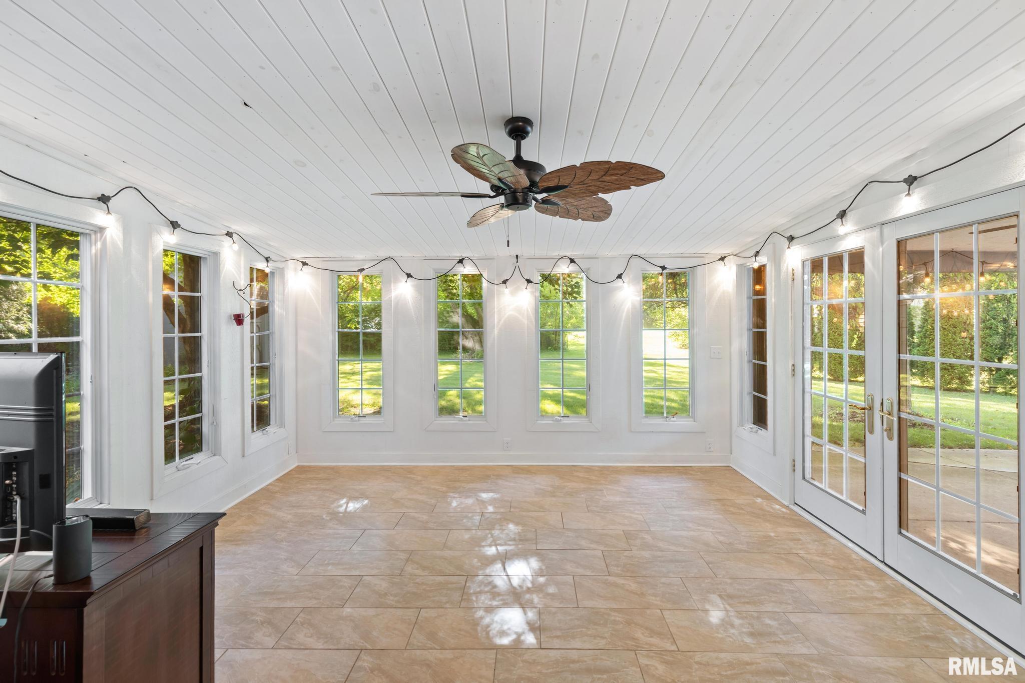 50 Waldheim Road Morton, IL 61550 - Photo 12 of 35 Gallery Image 12