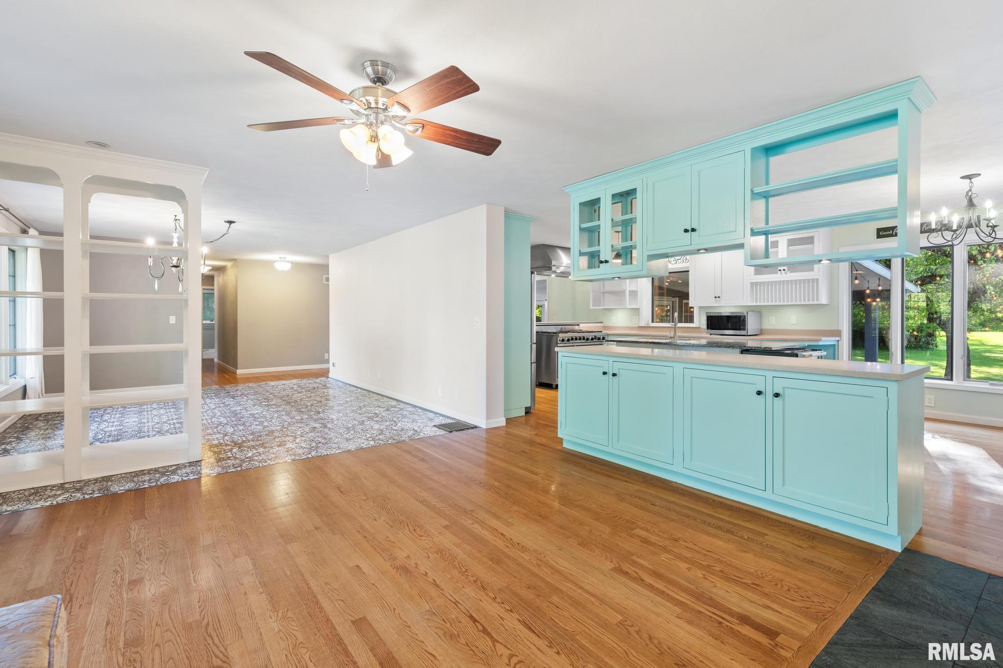 50 Waldheim Road Morton, IL 61550 - Photo 3 of 35 Gallery Image 3