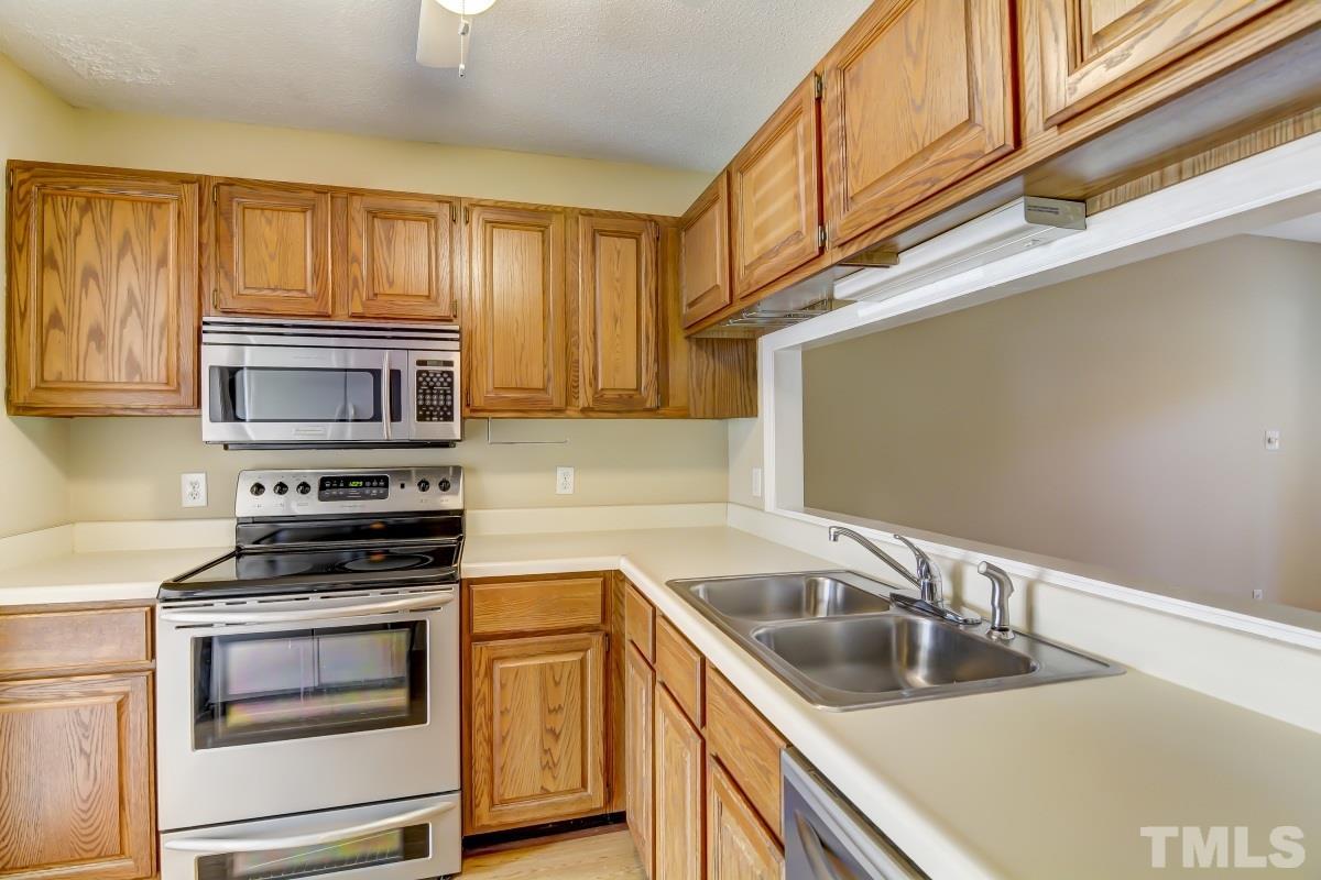 5419 Sharpe Drive Raleigh, NC 27612 - Photo 5 of 11