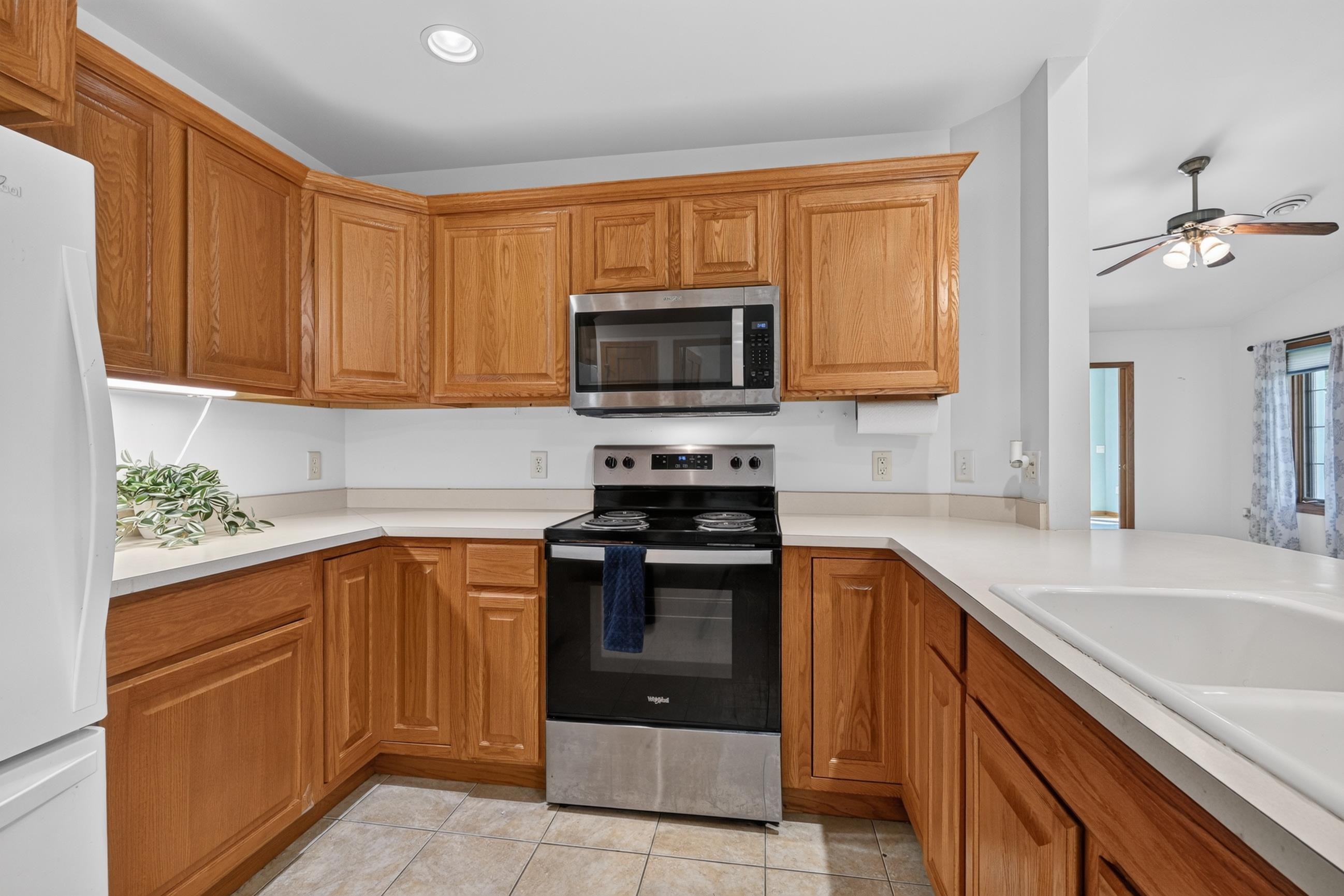 669 Springbrook Circle DeForest, WI 53532 - Photo 26 of 57