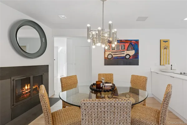 $5,995,000 | 8 Ocean Lane, Amagansett, NY 11930
