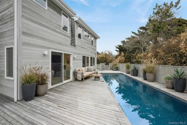 $5,995,000 | 8 Ocean Lane, Amagansett, NY 11930