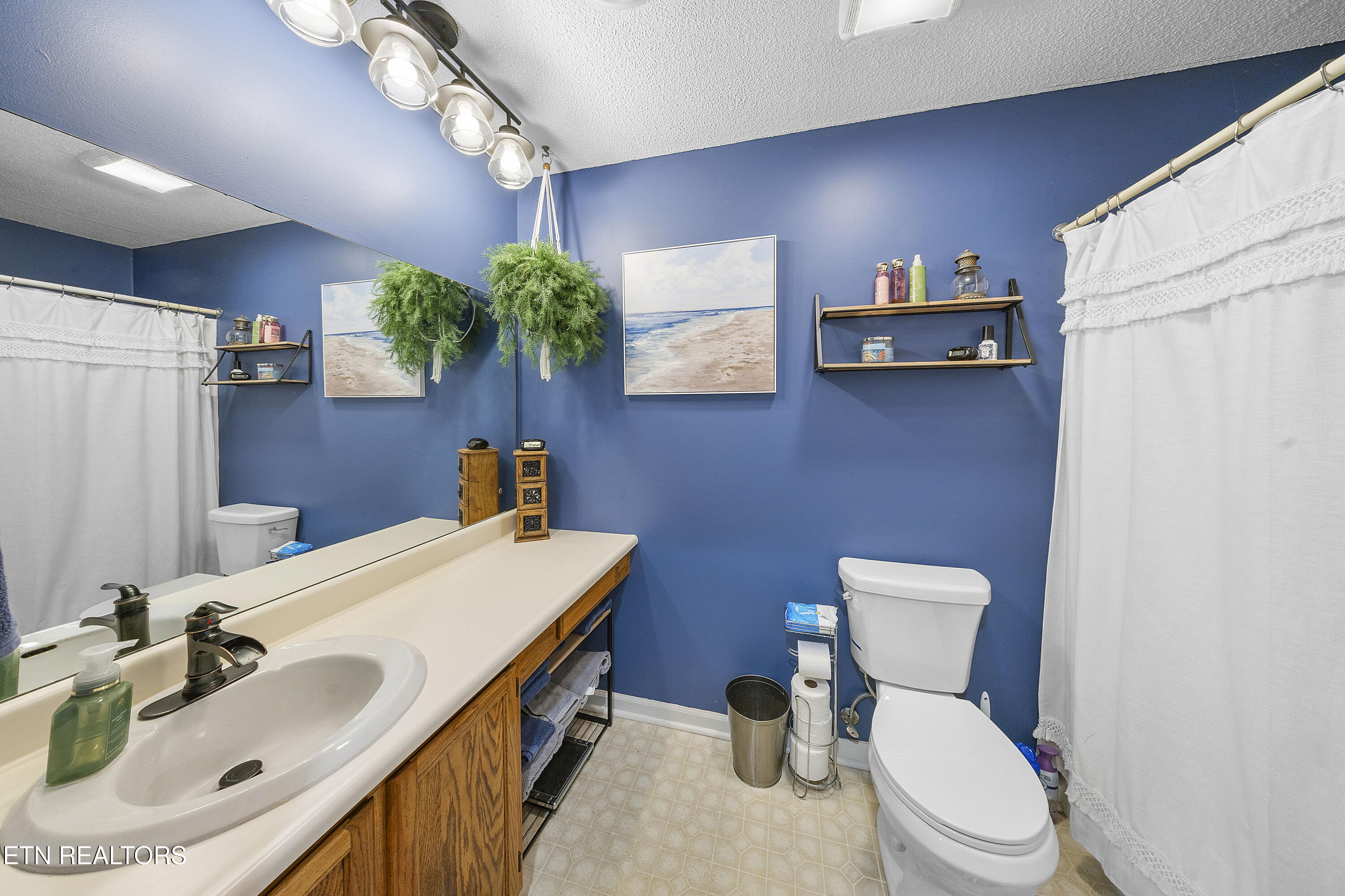 504 West Kingsgate Road Knoxville, TN 37934 - Photo 18 of 31 L40A2323