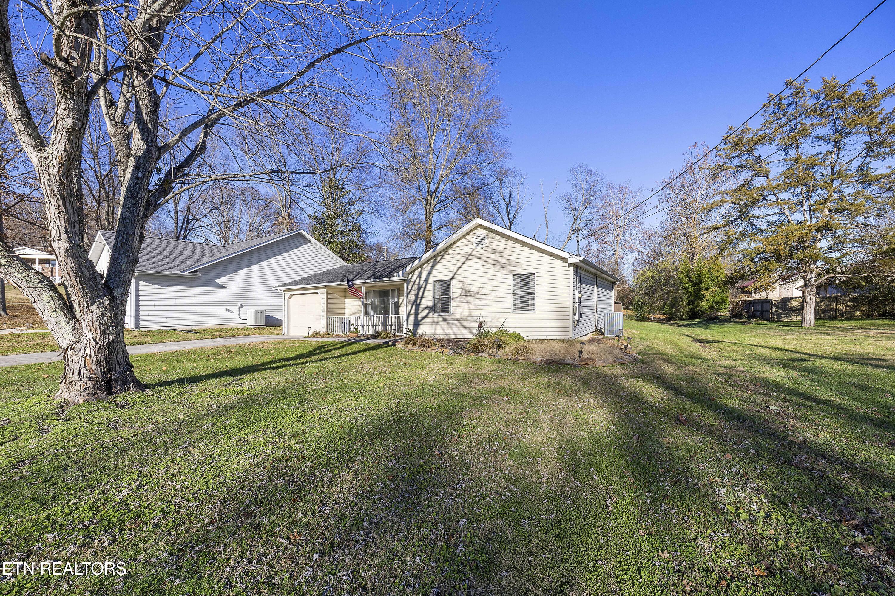 504 West Kingsgate Road Knoxville, TN 37934 - Photo 2 of 31 L40A2277