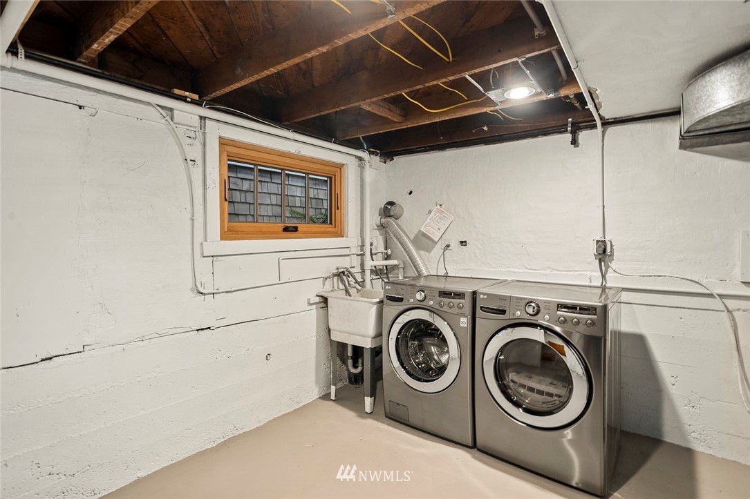 2329 North 60th Street Seattle, WA 98103 - Photo 23 of 28 Gallery Image 23