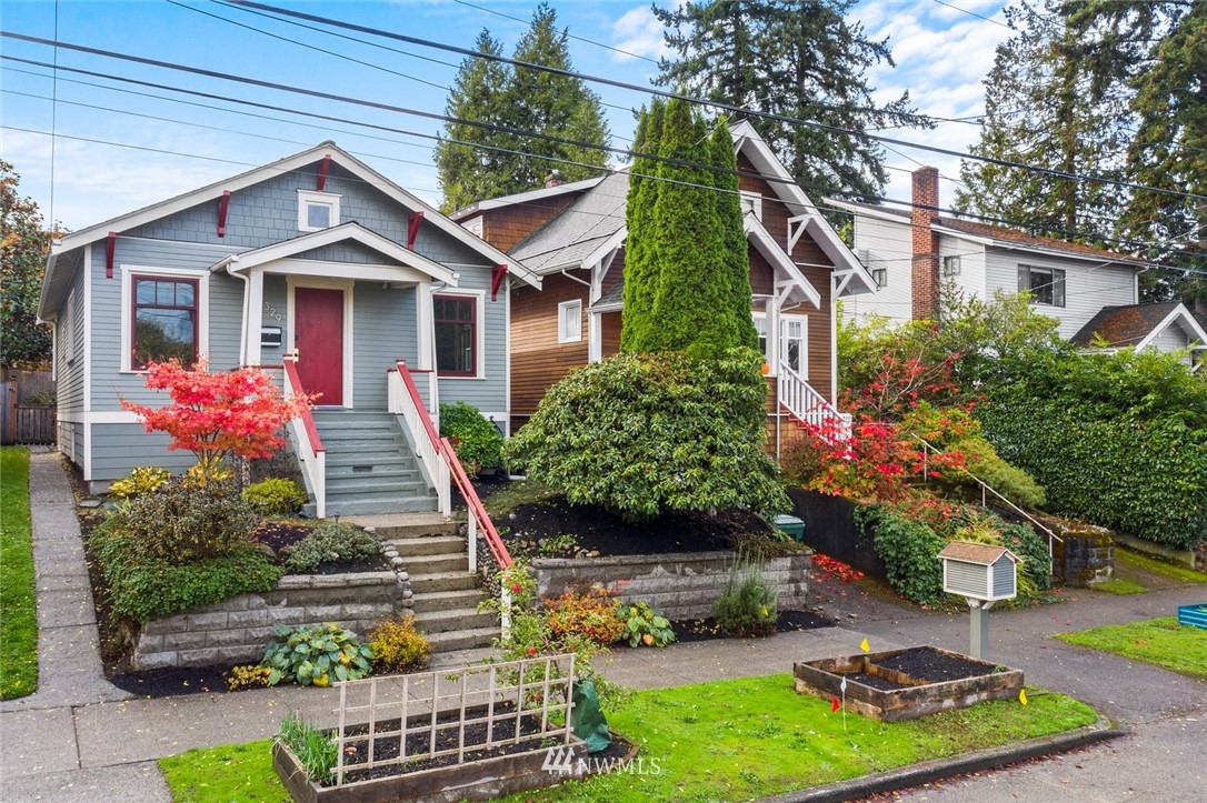 2329 North 60th Street Seattle, WA 98103 - Photo 4 of 28 Gallery Image 4