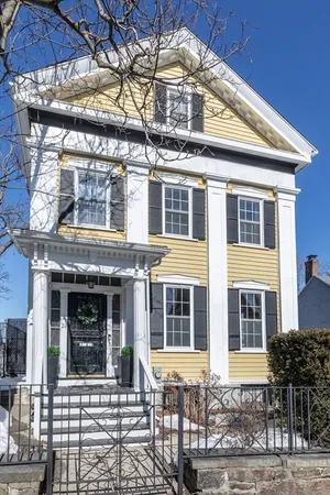 $1,450,000 | 27 St James Street, Boston, MA 02119