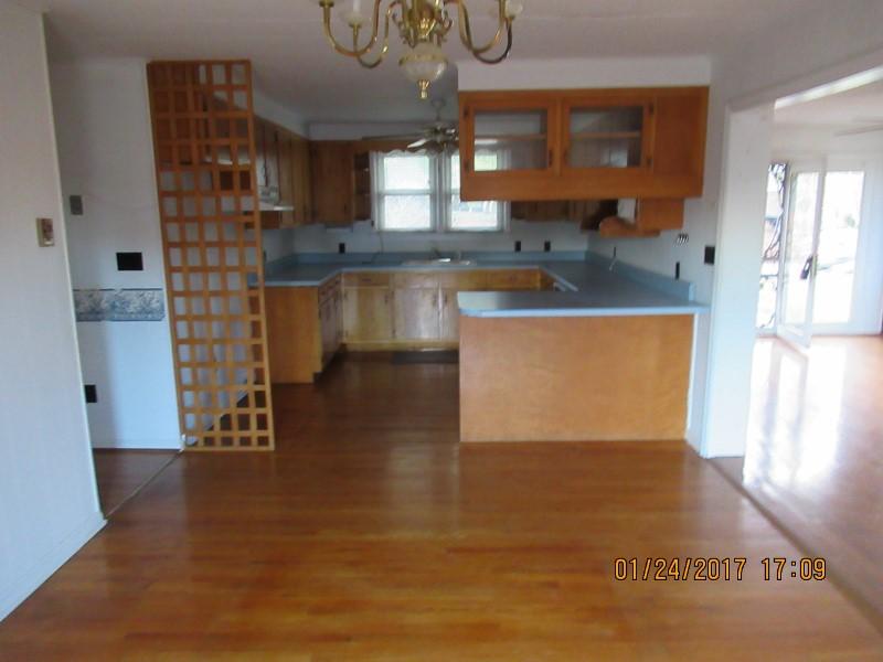 145 Penn Road Northwest Floyd, VA 24091 - Photo 10 of 20 IMG_0016 (800x600)