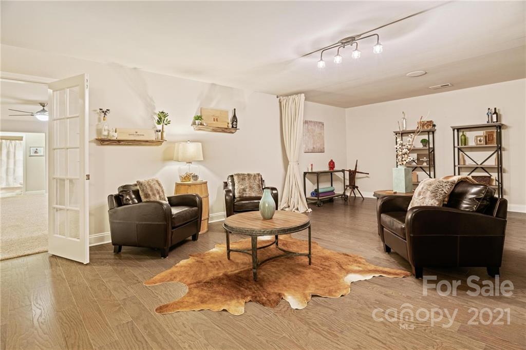 16024 Loch Raven Road Huntersville, NC 28078 - Photo 39 of 45 a living room with furniture