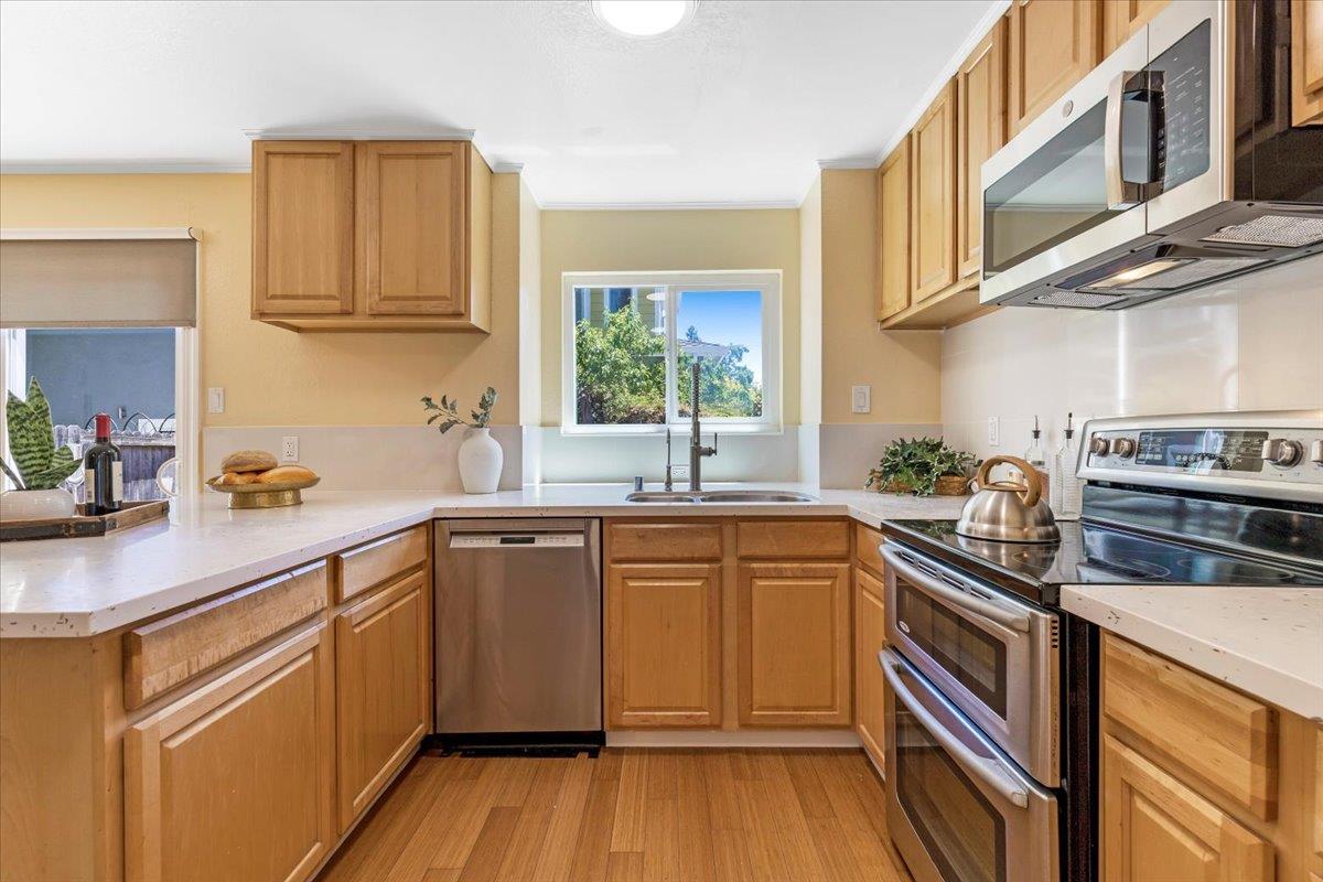 83 Devonshire Avenue, Unit 3 Mountain View, CA 94043 - Photo 6 of 24