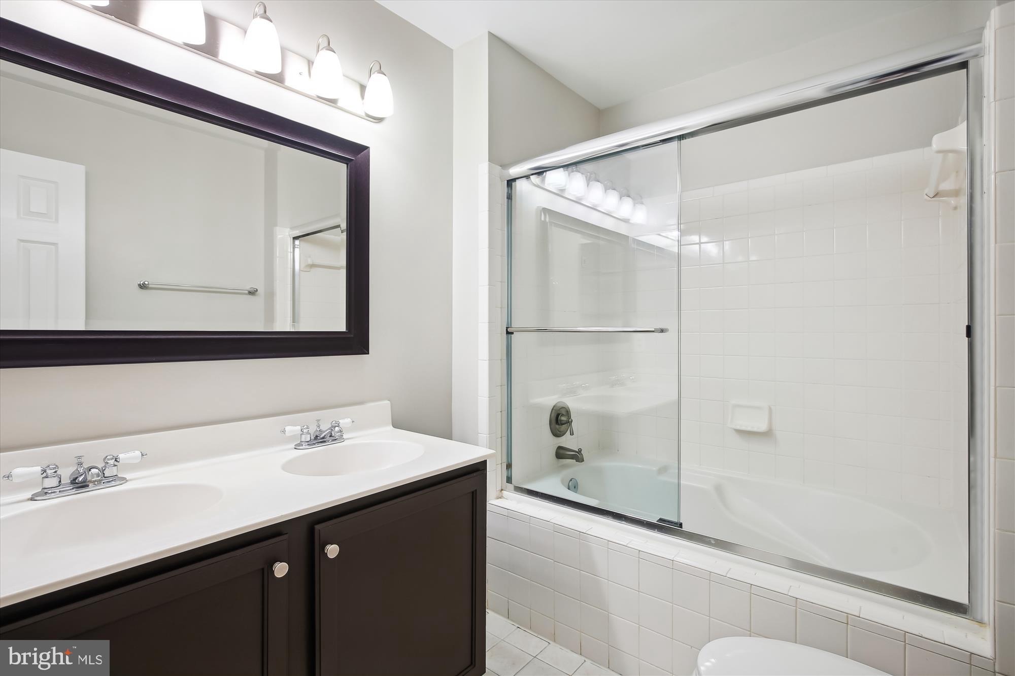 13125 Plotner Farm Road Herndon, VA 20171 - Photo 19 of 49 Primary Bath w 2 sinks