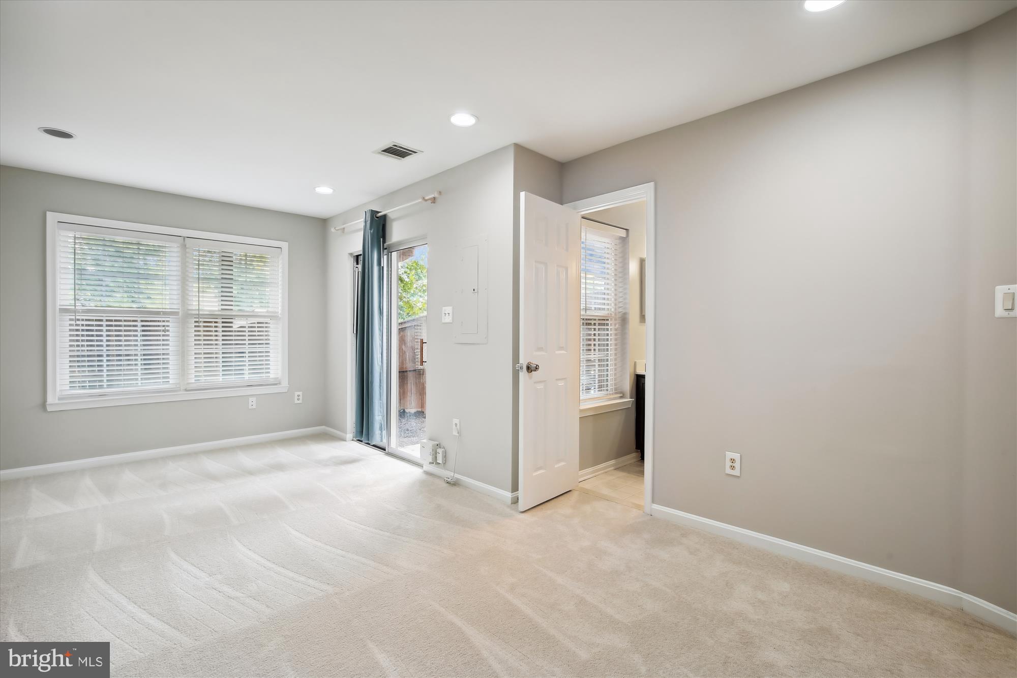 13125 Plotner Farm Road Herndon, VA 20171 - Photo 26 of 49