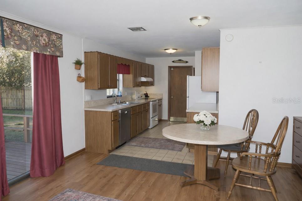 3331 Southeast 30th Terrace Ocala, FL 34471 - Photo 6 of 21