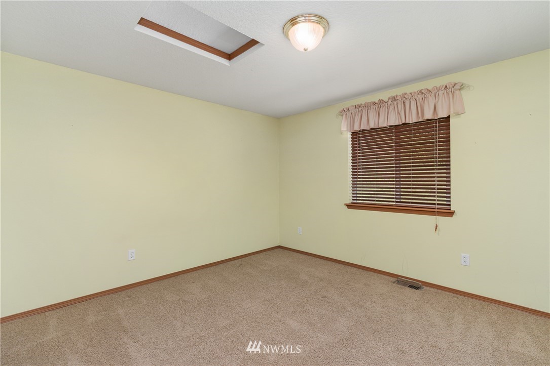 241 Umiker Road Castle Rock, WA 98611 - Photo 20 of 28 Gallery Image 20