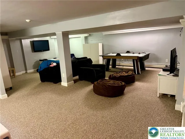 $849,900 | 1724 Park Lane, Orefield, PA 18069