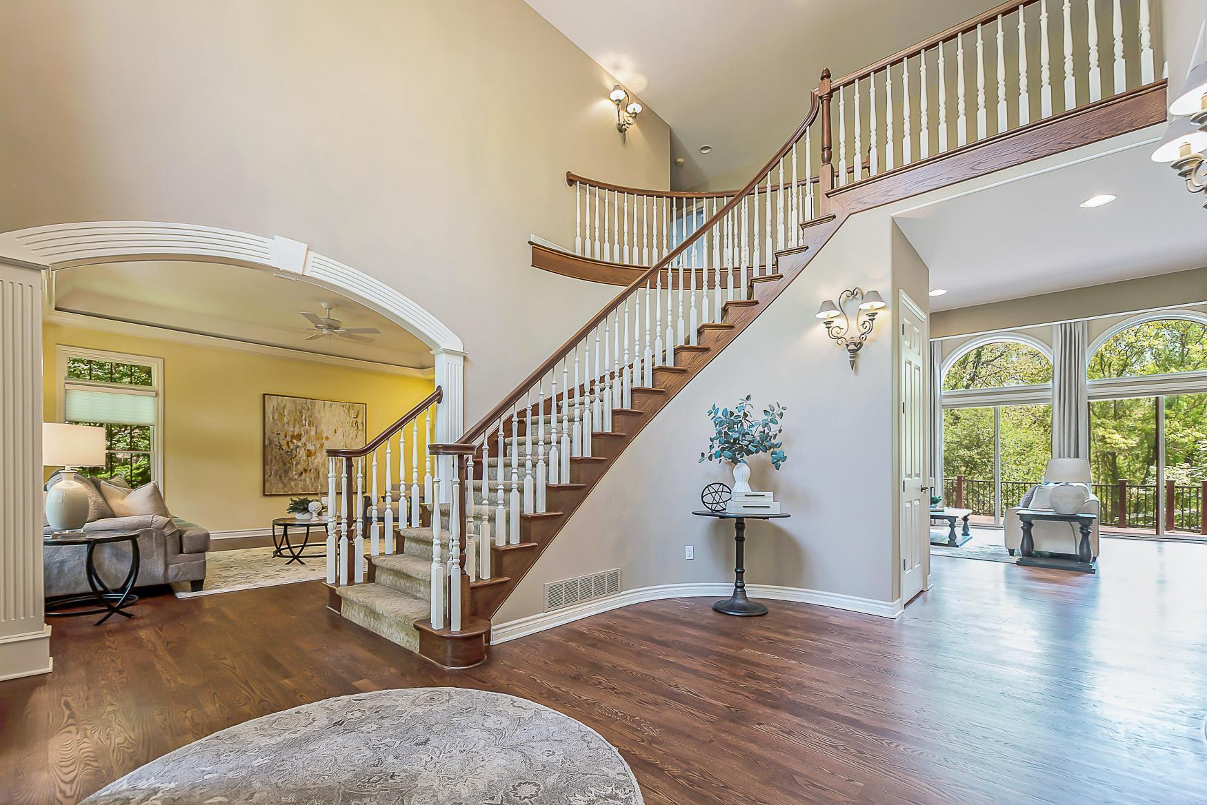 9222 Northpointe Ridge Brighton, MI 48114 - Photo 5 of 100 DSC_1701