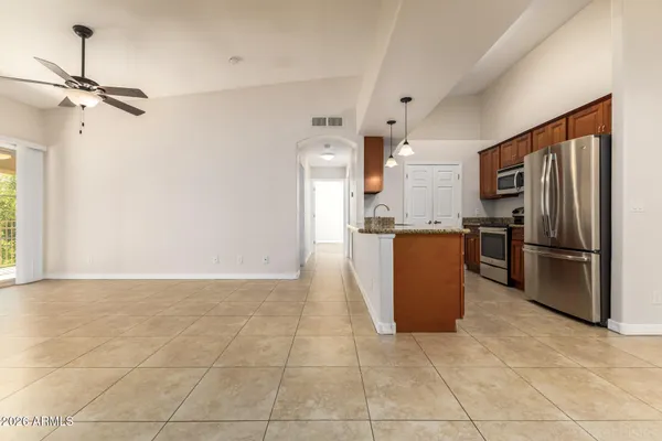 $275,000 | 10136 East Southern Avenue, Unit 3105, Mesa, AZ 85209