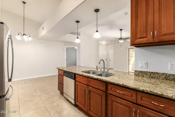 $275,000 | 10136 East Southern Avenue, Unit 3105, Mesa, AZ 85209