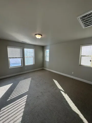 $2,400 | 1325 East Via Viola Way, Fresno, CA 93730