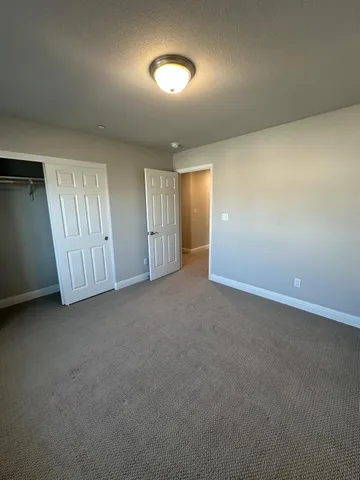 $2,400 | 1325 East Via Viola Way, Fresno, CA 93730