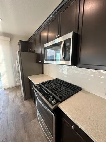 $2,400 | 1325 East Via Viola Way, Fresno, CA 93730